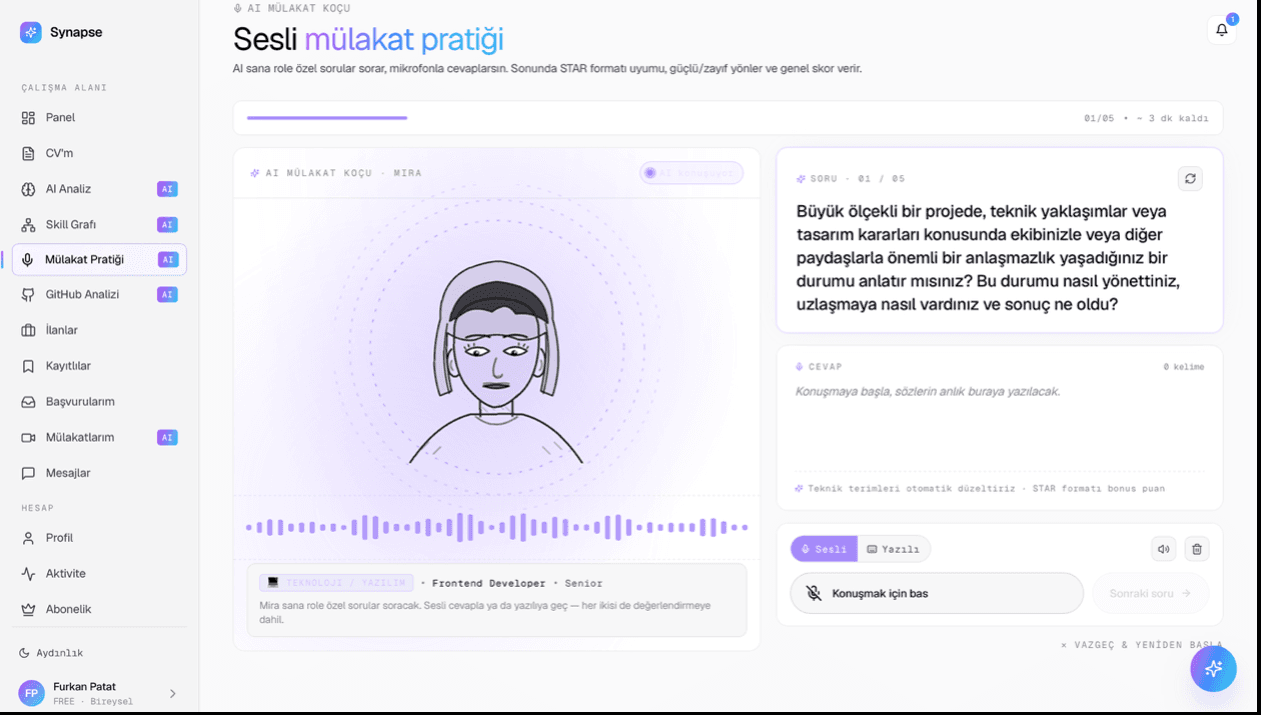 Synapse sesli mülakat pratiği ekranı, AI koç Mira ve soru paneli